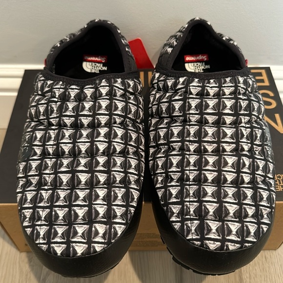Supreme Other - NWT Supreme x North Face Studded Traction Mule Men’s Size 8